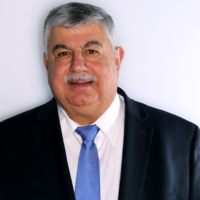 Dr. Leon B Bastajian
