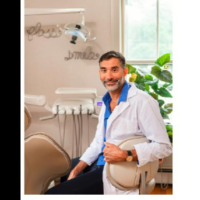 Dr. Robert J DeRegis