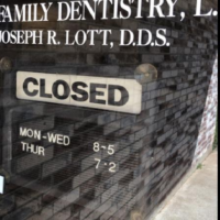 Dr. Joseph R Lott