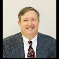 Dr. Raymond J Steiner
