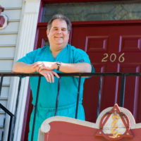 Dr. Philip M Uffer