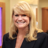 Dr. Stephanie E Daprile