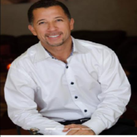 Dr. Ricardo M Perez