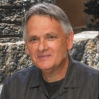 Dr. Michael R Moreno