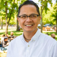 Dr. Alex  DeVigal