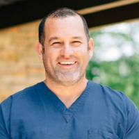 Dr. Kenneth  Zouhary