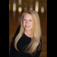 Dr. Jennifer L Knoll