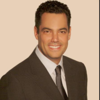 Dr. Rafael E Alcalde