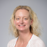 Dr. Jennifer  Vanderpoel