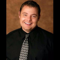 Dr. Aaron J Rauen