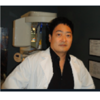 Dr. Eugene  Khang
