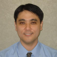 Dr. Claudio E Iwamoto