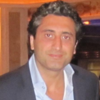 Dr. Fred  Farhat