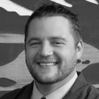 Dr. DANIEL R HAYDEN