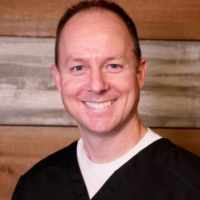 Dr. Benjamin  Garr