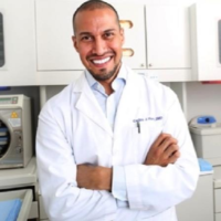 Dr. Carlos J Huerta