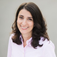Dr. Farrah  Alkeliddar