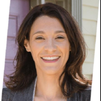 Dr. Alison  Freeman