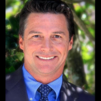 Dr. Brent  Herbert