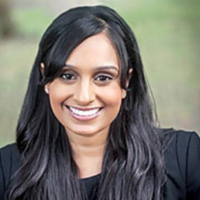 Dr. Lynna  Pillai