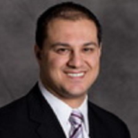 Dr. Reza  Riahi