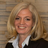 Dr. Lindsay Jane Scoggins