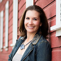 Dr. Sara  Logan