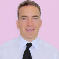Dr. Robert  Peracchia