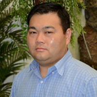 Dr. Alfred  Phen