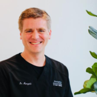 Dr. David J Manegold