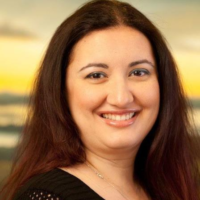 Dr. Panida  Nasseh