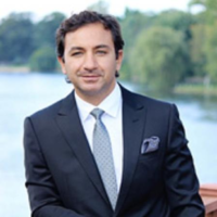 Dr. Ronny  Hourani