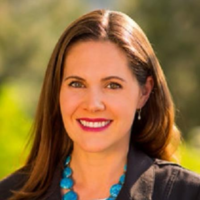 Dr. Kelly Smith Last