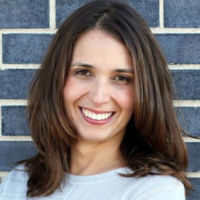 Dr. Oana B Honey
