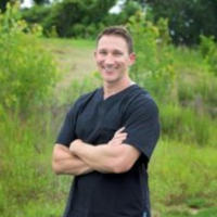 Dr. Robert J Renner