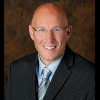 Dr. Stephen  Huber