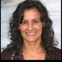 Dr. Stephanie  Settimi