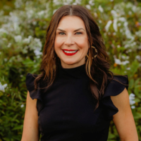 Dr. Erin Ambrose Knierim