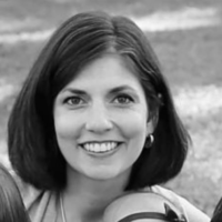 Dr. Lisa M Russell