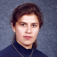 Dr. Mercedes  Roberts