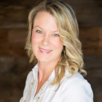 Dr. Nicole Lynn Dahlkemper