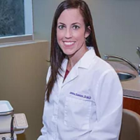 Dr. Jenna  Senior