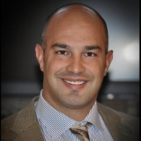 Dr. Daniel  Derksen