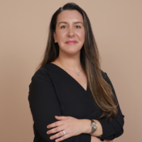 Dr. Laudan  Izadi