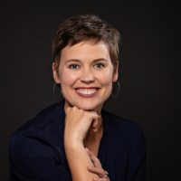 Dr. Kristen R Hermansen-Ryan