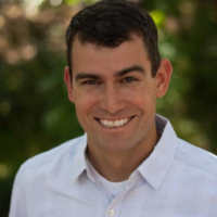 Dr. Daniel J McMillan