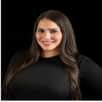 Dr. Yanina Adelaida Figueroa  Justiniano