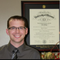 Dr. John R Graue