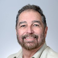 Dr. Orlando  Bienes