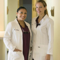 Dr. Esmeralda  Munoz